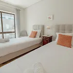 Downtown Design With Balcony By Vacationy * بورتو