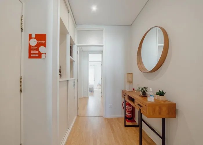 Apartment Downtown Design With Balcony By Vacationy Porto